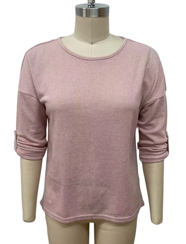 Light pink casual sweater with rolled-up sleeves displayed on a mannequin, perfect for everyday wear and stylish comfort.