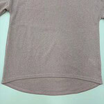 Simple grey T-shirt for women, versatile casual wear, made from soft fabric, perfect for everyday fashion and comfort.